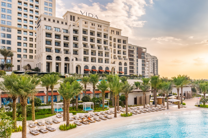 Vida Creek Beach is located across the creek from Dubai's historical landmarks and the bustling hubs of Downtown Dubai.